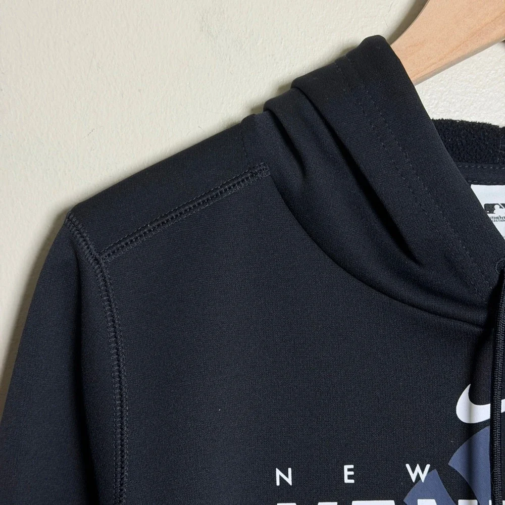 Nike Mens Hoodie Large Black New York Yankees MLB Therma-FIT Pullover